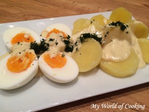 köstliche Senf-Eier mit Kartoffeln