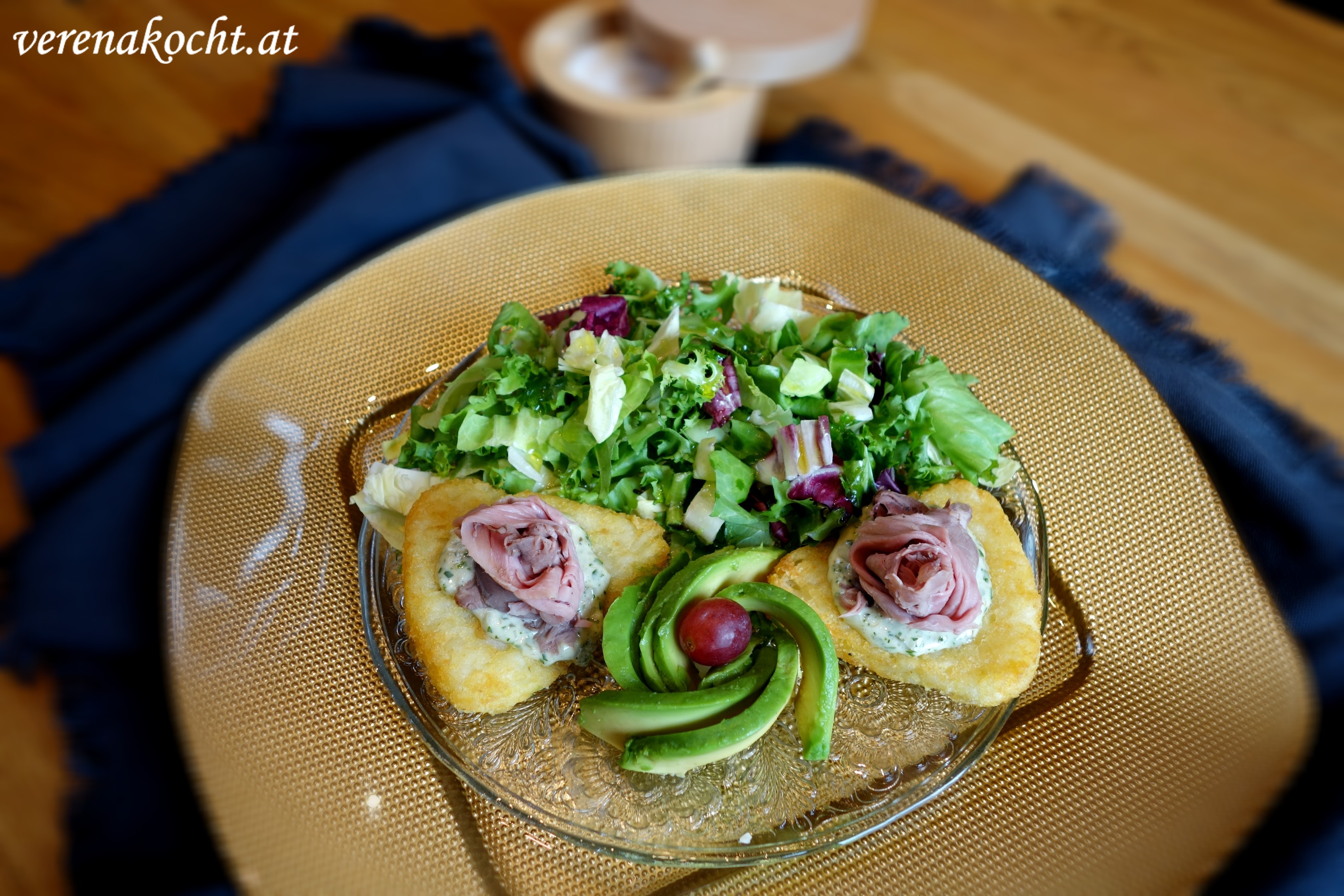 Roastbeef auf Rösti &amp; Salatbouquet mit Sauce Tartare – quick’n’easy
