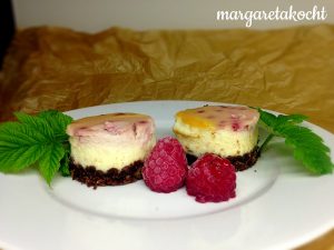 Mini-Himbeer-Cheesecake-Törtchen