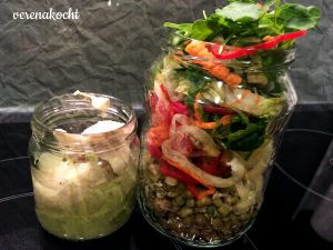Mungobohnen - Paprika - Karotte - Salat Dressing: Joghurt - Humus