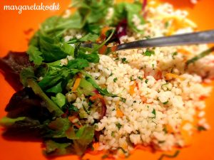 pikant scharfer Reis-Salat