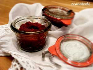 home-made Tomaten Paste