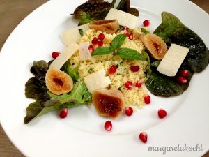 warmer Couscous Salat mit Granatapfel & Feigen