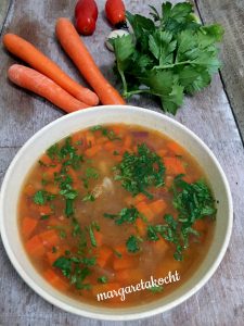 Fastensuppe => Bohnen Suppe mit Karotten und Bandnudeln