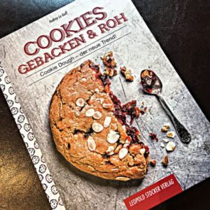 // Buchbesprechung // Cookies - gebacken & roh