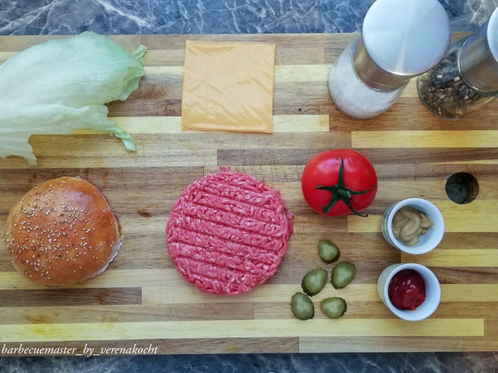 Classic American Cheeseburger