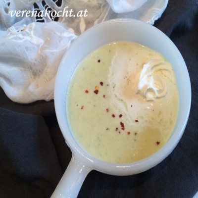 Zucchini-Creme-Suppe (oder) Erst nach dem “Alles-Muss-Weg” sind wird bereit für den Urlaub