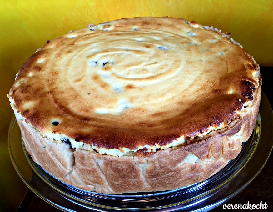 TopfenHeidelbeerTorte (oder) QuarkBlaubeerTorte (oder) Käsekuchen