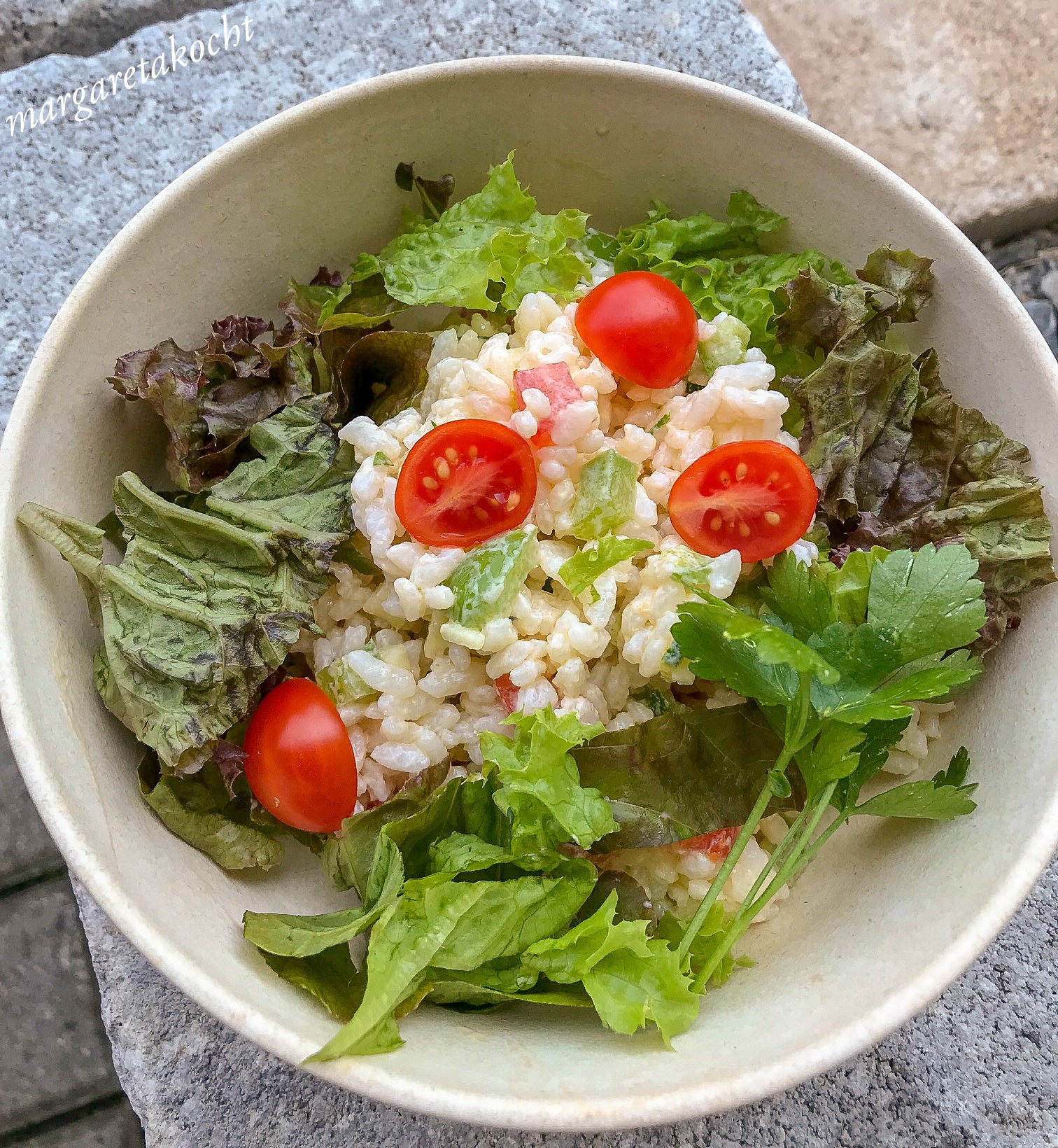 pikanter Reis Salat mit Gemüse &amp; Kräutern (oder) wenn 5 Tage zu 2 Tagen ...