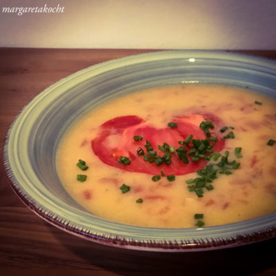 Paradeis Suppe mit Reis & Schnittlauch (und) Willkommen in der Wochenmitte!