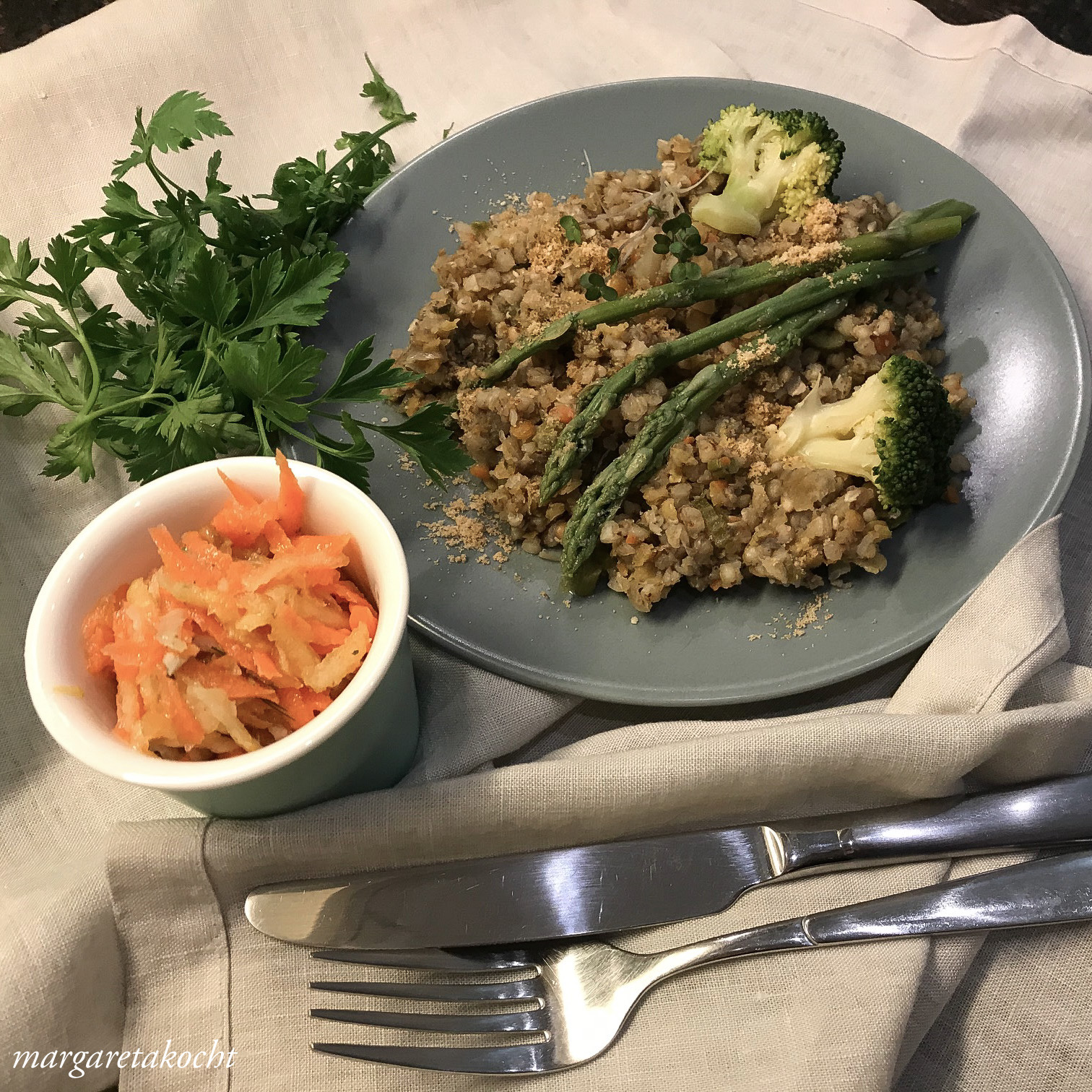 Buchweizen Linsen Risotto mit gebratenem Spargel (und) Welcome weekend!