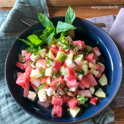 Melonen Gurken Salat  (und) // Buchbesprechung //  Mezze – orientalische Vorspeisen zum Teilen